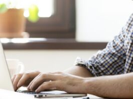 Mendoza lanza secundario 100% digital para adultos