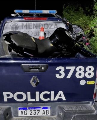 Rivadavia: Policías recuperan dos motos robadas