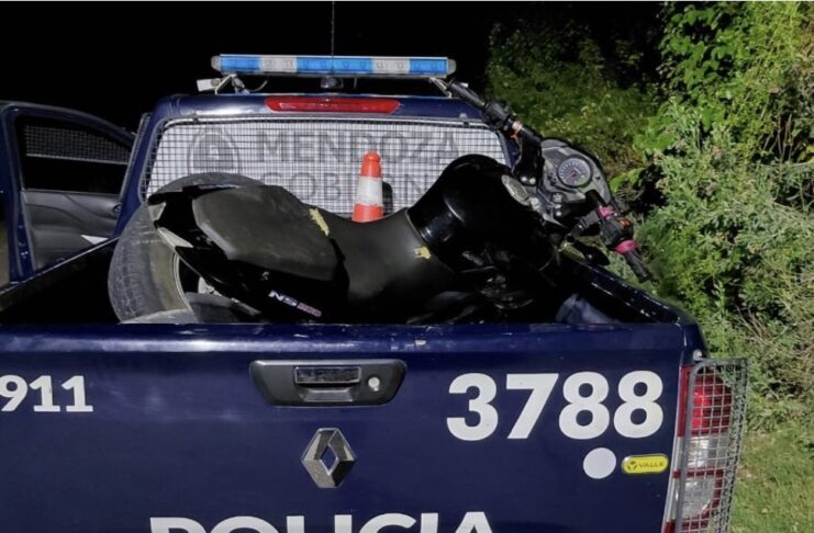 Rivadavia: Policías recuperan dos motos robadas