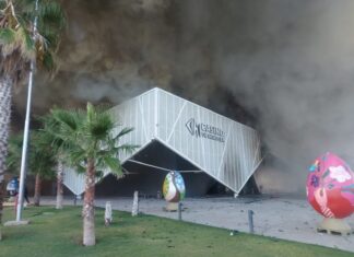 Despidos masivos en locales del Tótem Boulevard