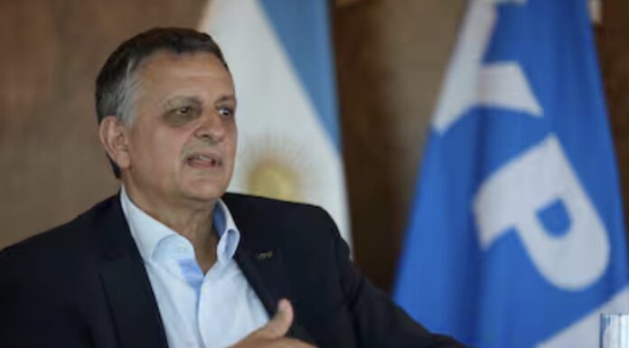 YPF congela el precio de la nafta por 45 días