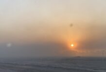 Baja visibilidad en la Zona Este: densos bancos de humo por quemas contra las heladas